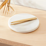 Pinzas Doradas Anguladas para Cejas