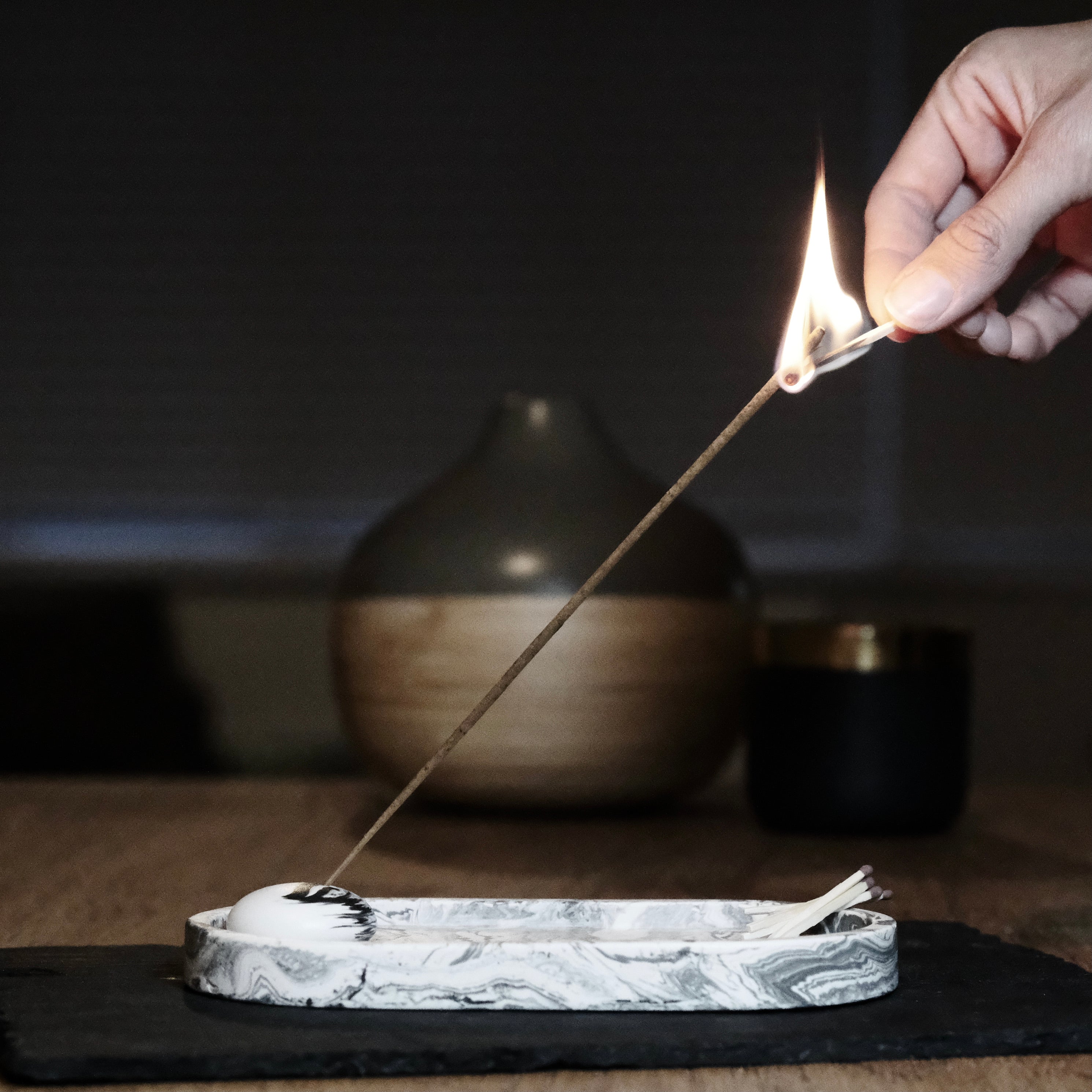 burning-incense-stick_b3e17c4f-6c07-47c3-a4c1-9ca51a685ccd.jpg